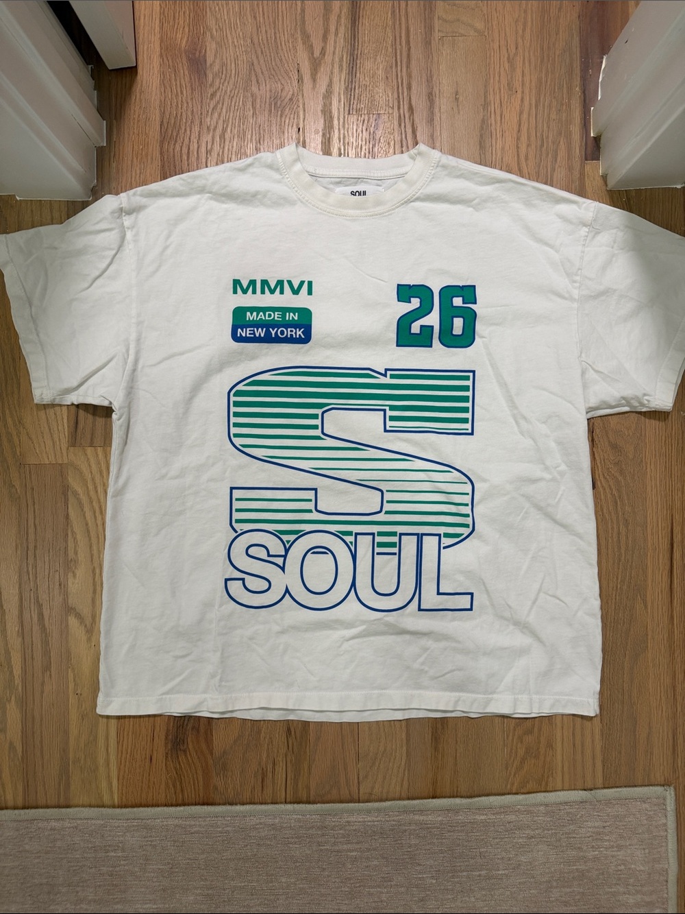 soulcycle White Tee with Teal & Blue Graphic- unisex small (men’s)